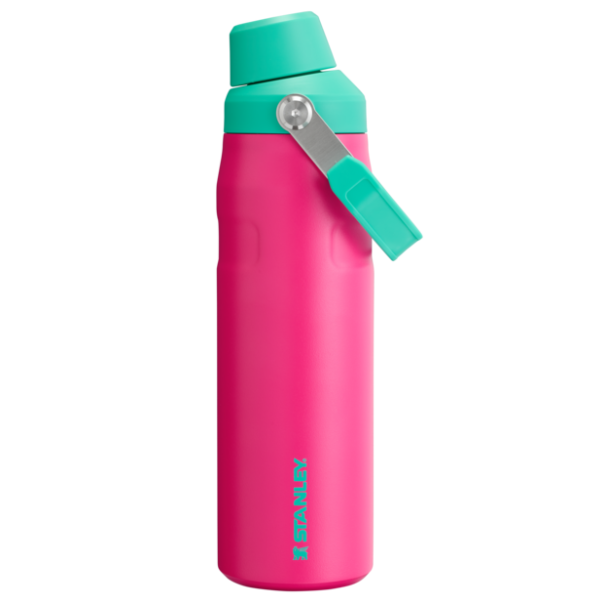 The IceFlow™ Aerolight Fast Flow Water Bottle